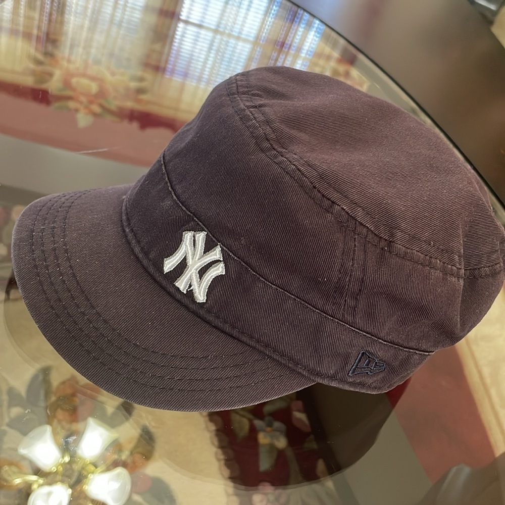 New York Yankees cap
